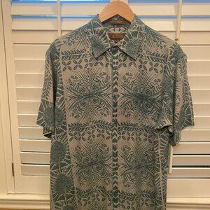 TASSO ELBA BUTTON DOWN SHORT SLEEVE SIZE M